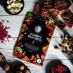 Raspberry and Walnut Brittle – 180g