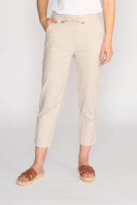 Pants Leggings: Vassalli  lightweight summer 7/8 Pant | Stone