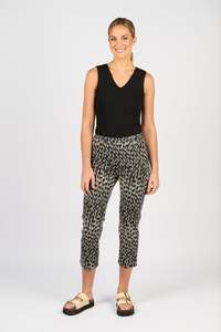 Vassalli Printed Slim leg 7/8 Light Weight Pull on | Beau