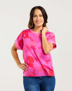 Zafina Oliva Top | Fuchsia Burst